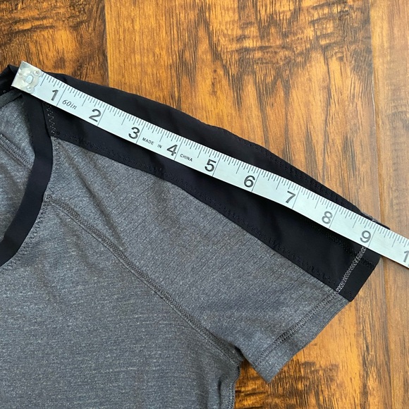 Lululemon Athletica Top - Picture 4 of 7